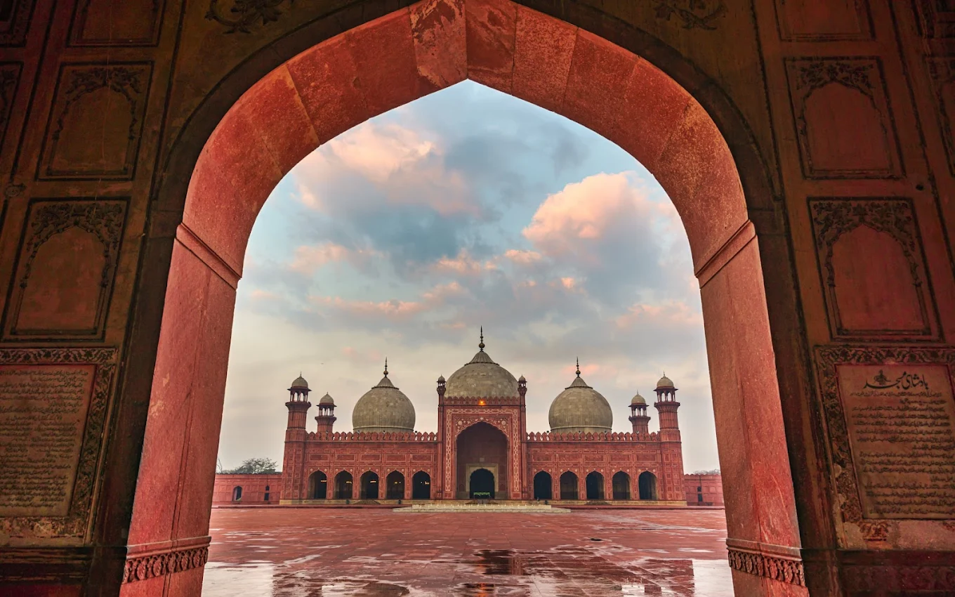 Badshahi Mosque